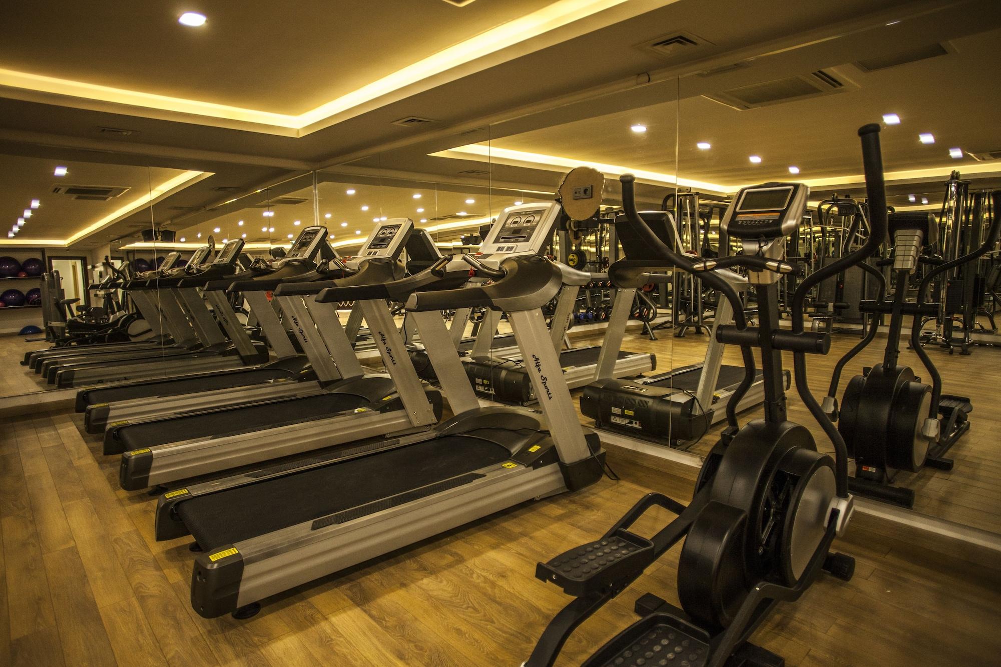 Gimnasio Liv Suit Hotel