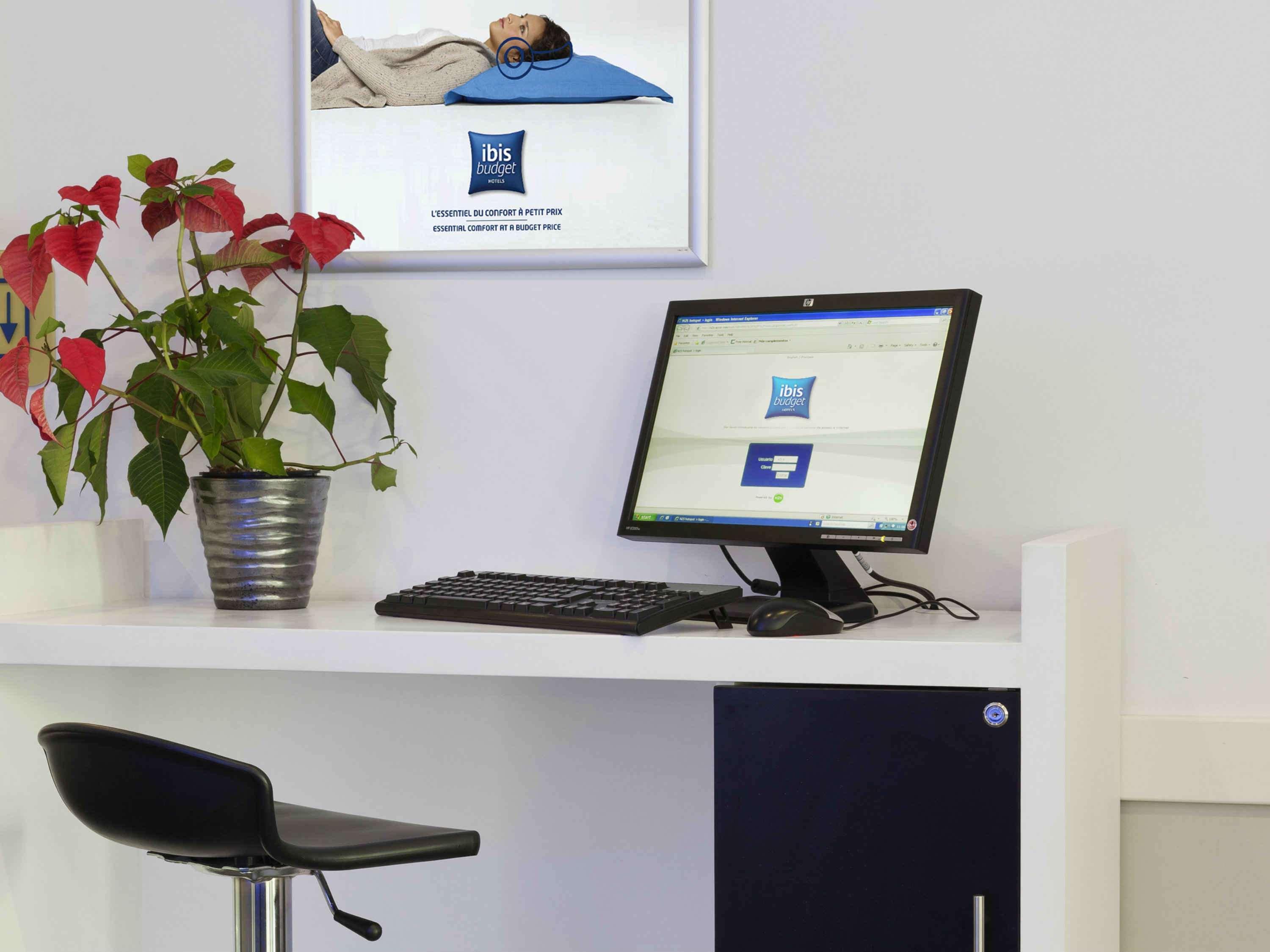 Varios ibis budget Málaga Centro