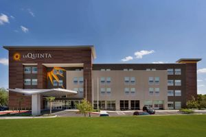 Alojamiento - La Quinta Inn & Suites by Wyndham San Antonio Seaworld/LAFB