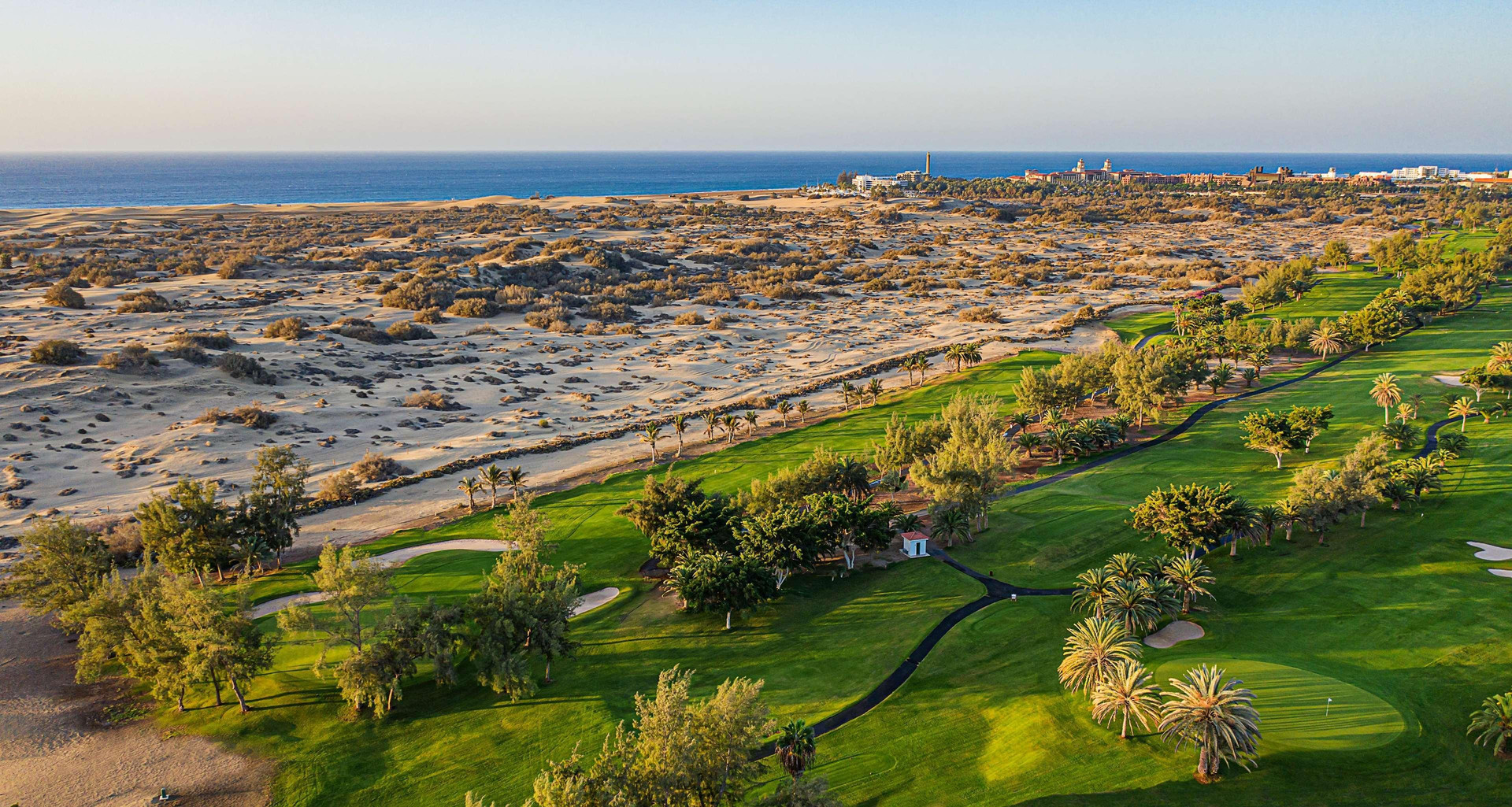 Gimnasio Seaside Grand Hotel Residencia