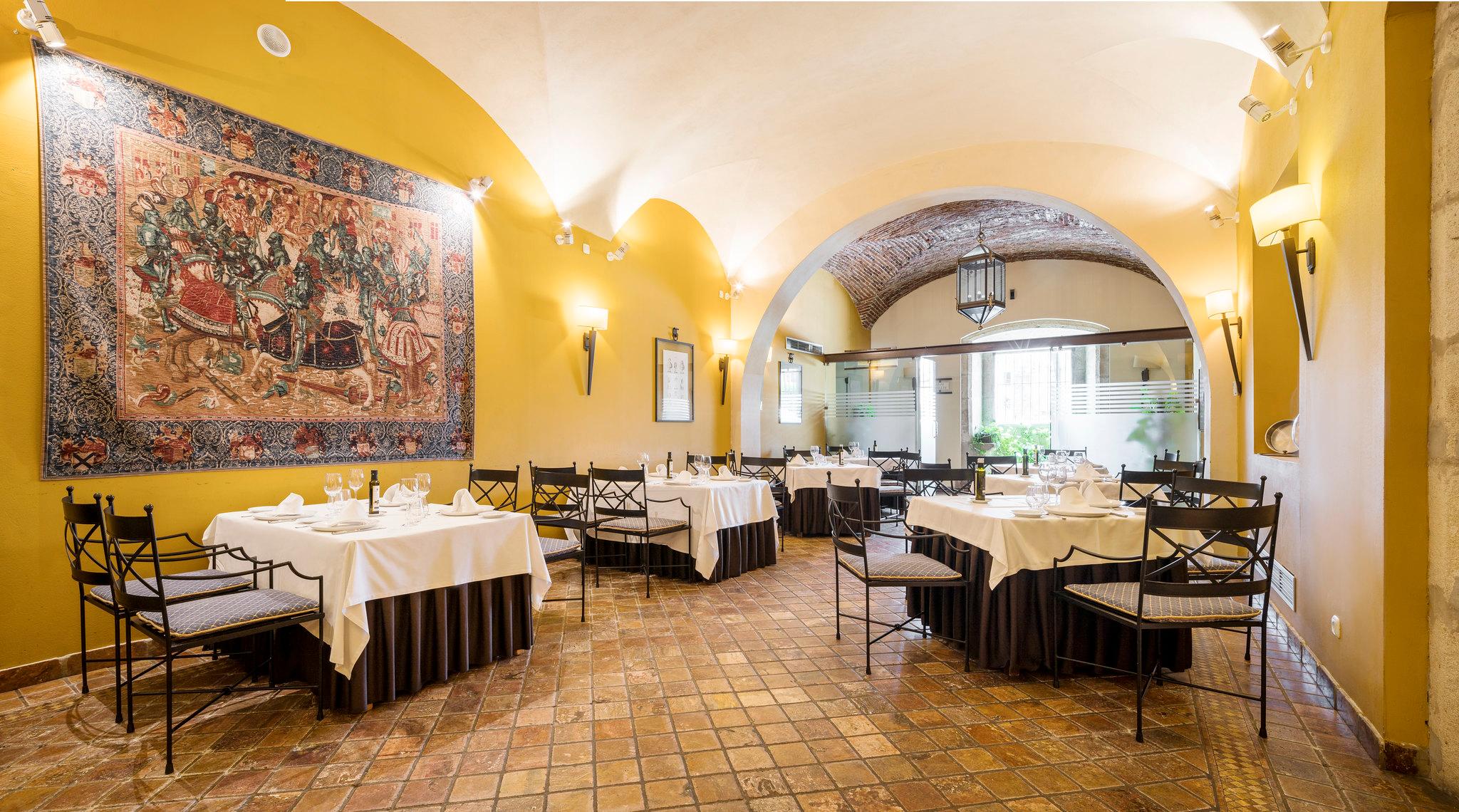 Restaurant Hotel Ilunion Merida Palace