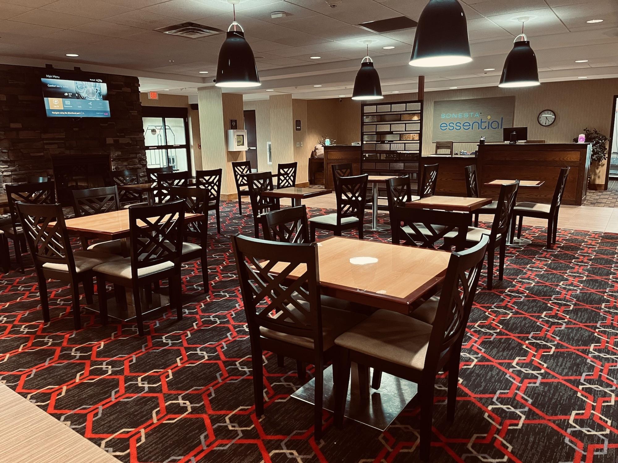 Vista Lobby Sonesta Essential Minot