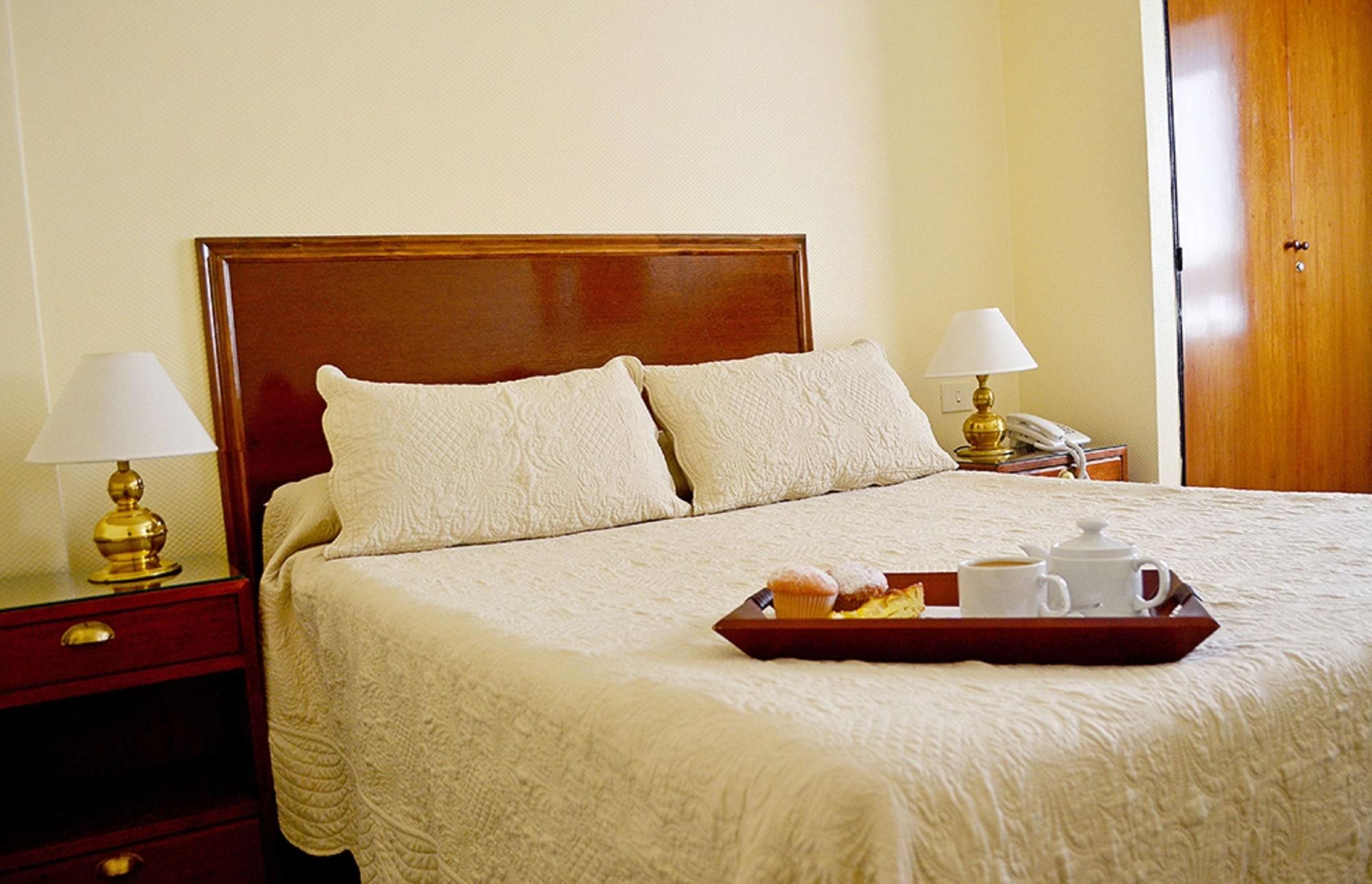 Varios Hotel Centro Naval