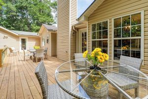 Renta temporal - Near Lake Allatoona! Suburban Home w/ Deck & Yard