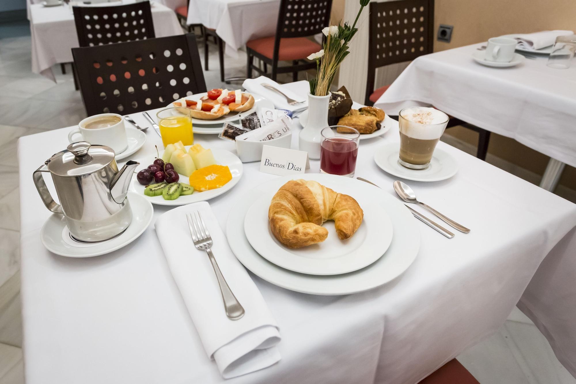 Restaurant La Casa de la Trinidad Suites