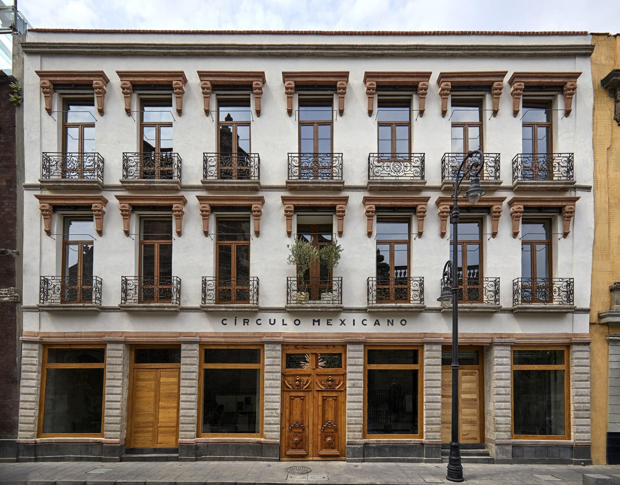 Vista Exterior Circulo Mexicano