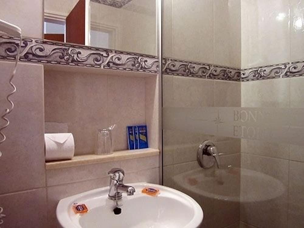 Set de Habitación Bonne Etoile Hotel