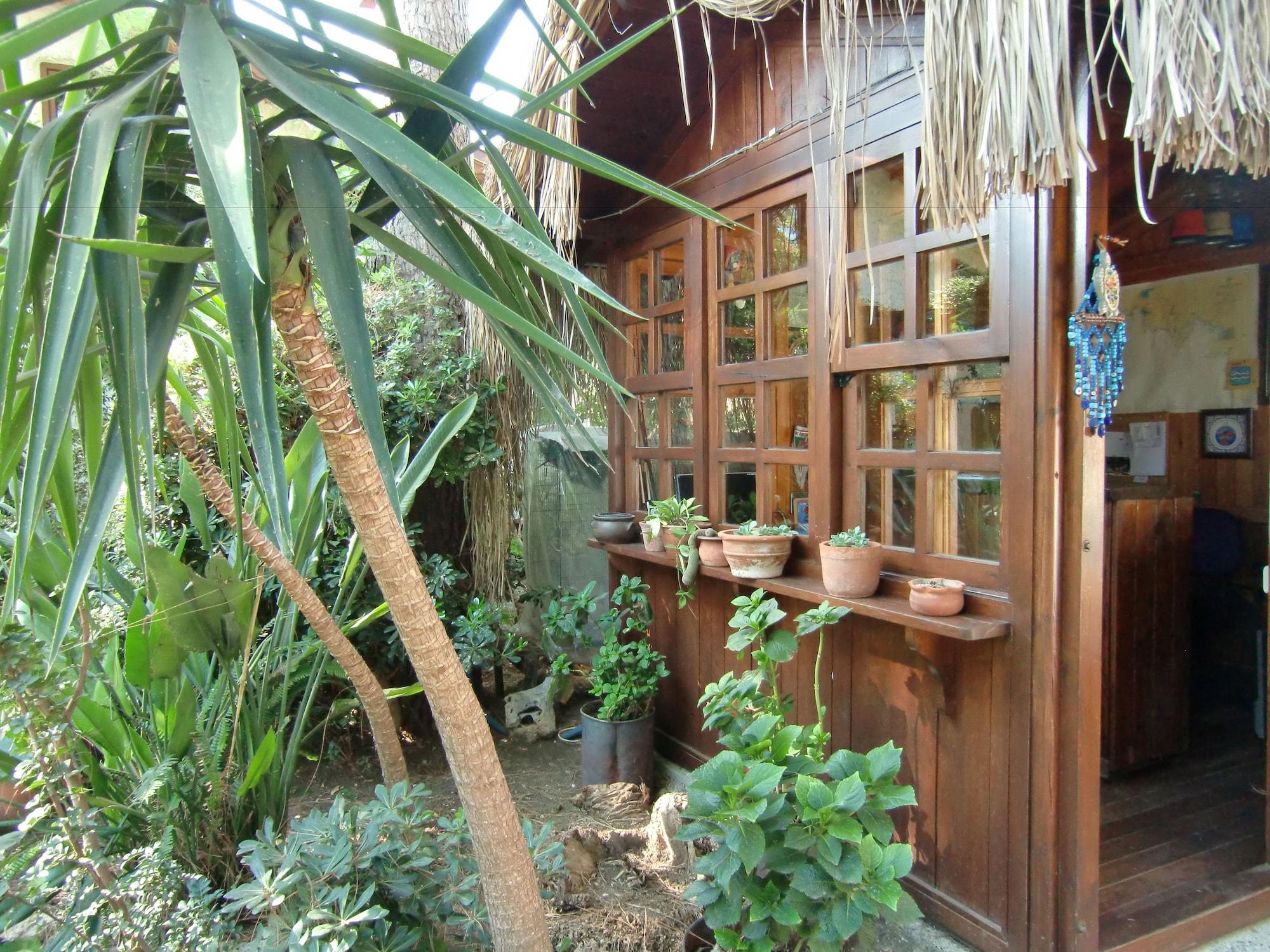 Vista Exterior Happy Caretta Hotel