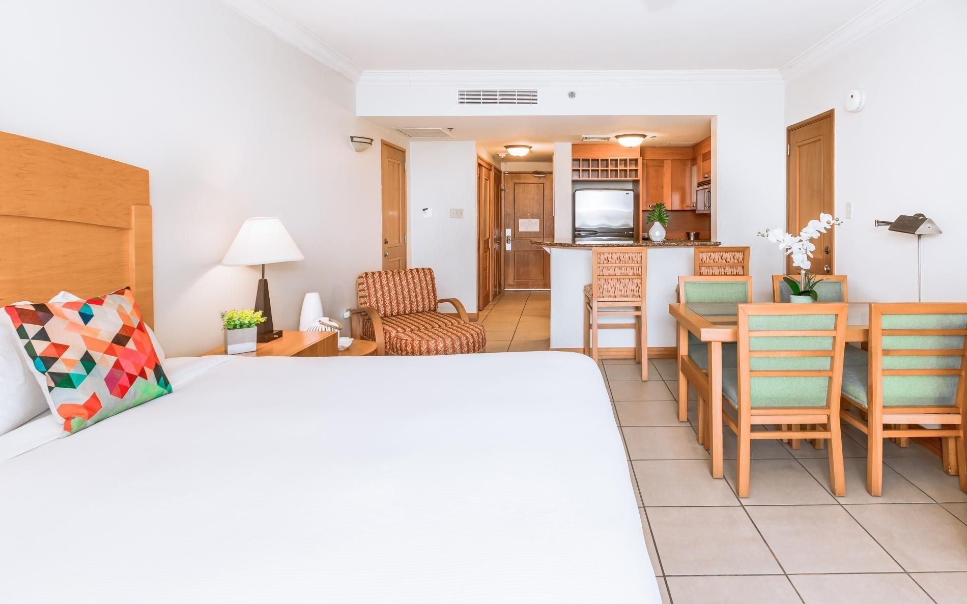 Varios Condado Lagoon Hospitality