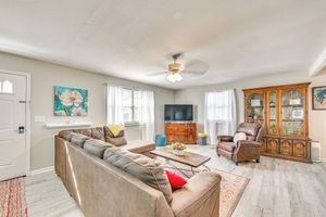 Alquiler Vacacional - Welcoming Kentucky Home w/ Sprawling Views!