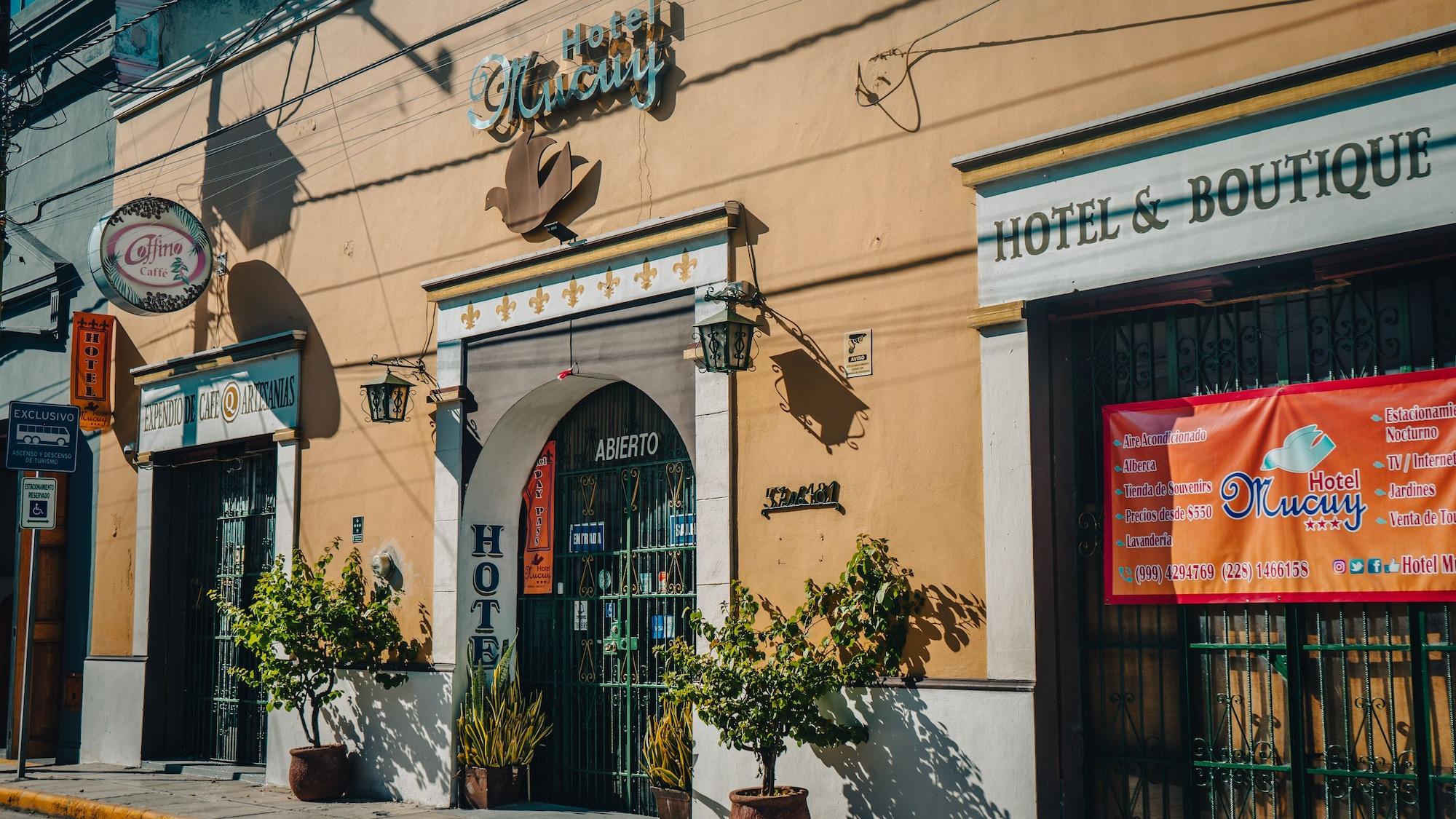 Vista Exterior Hotel Mucuy