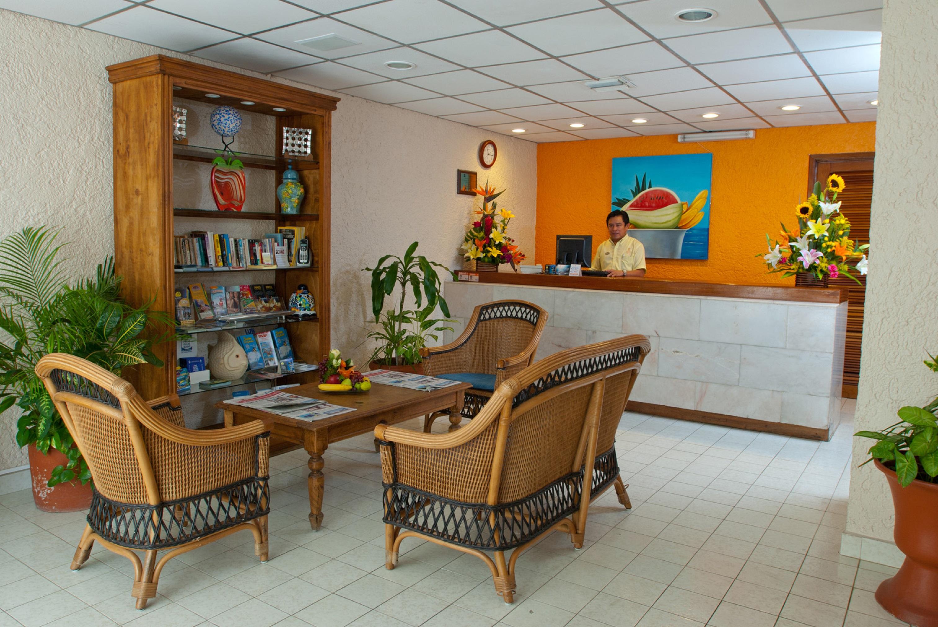 Vista Lobby Suites Bahia