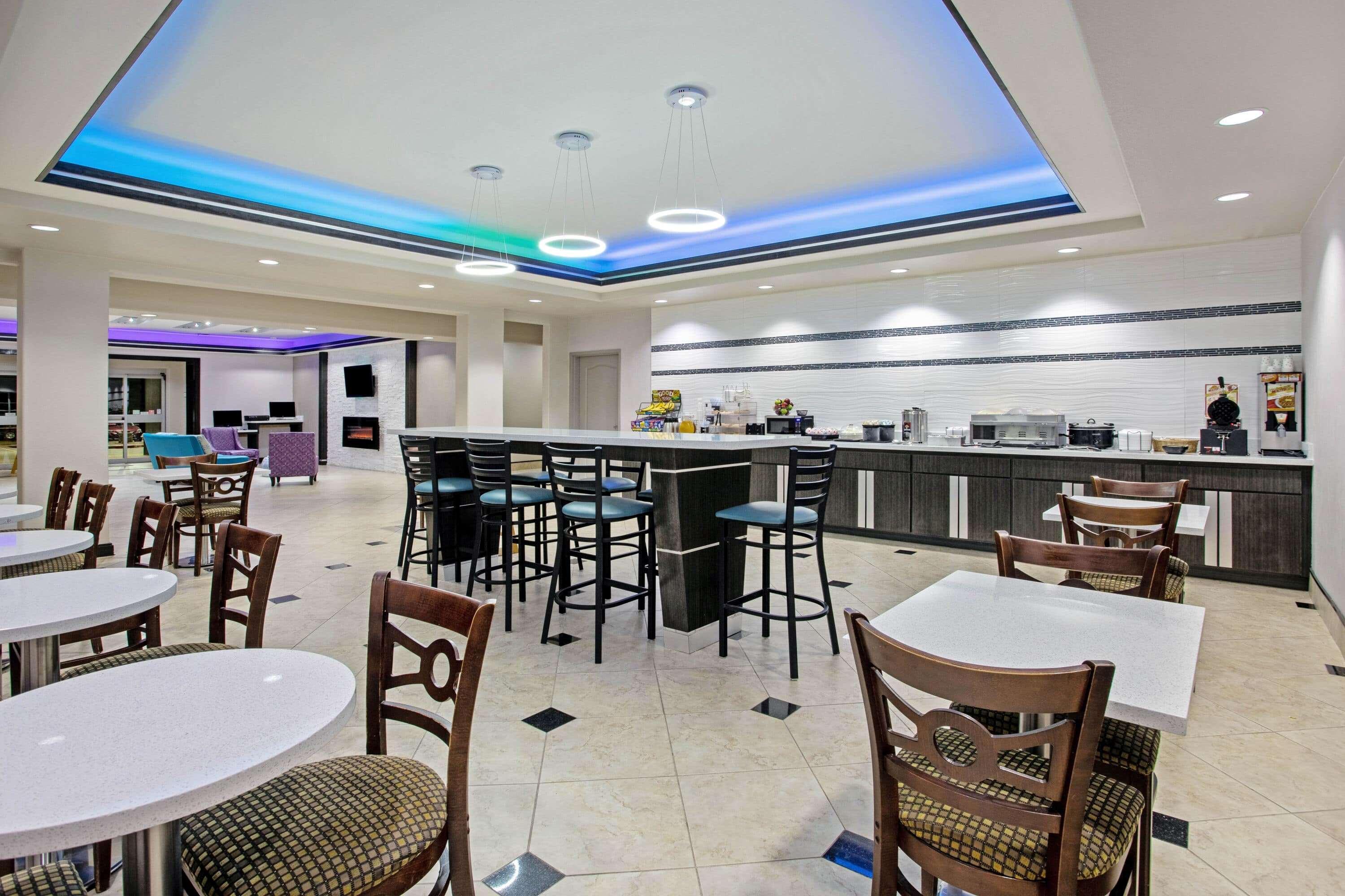 Restaurant La Quinta Inn & Suites By Wyndham Fairfield Tx
