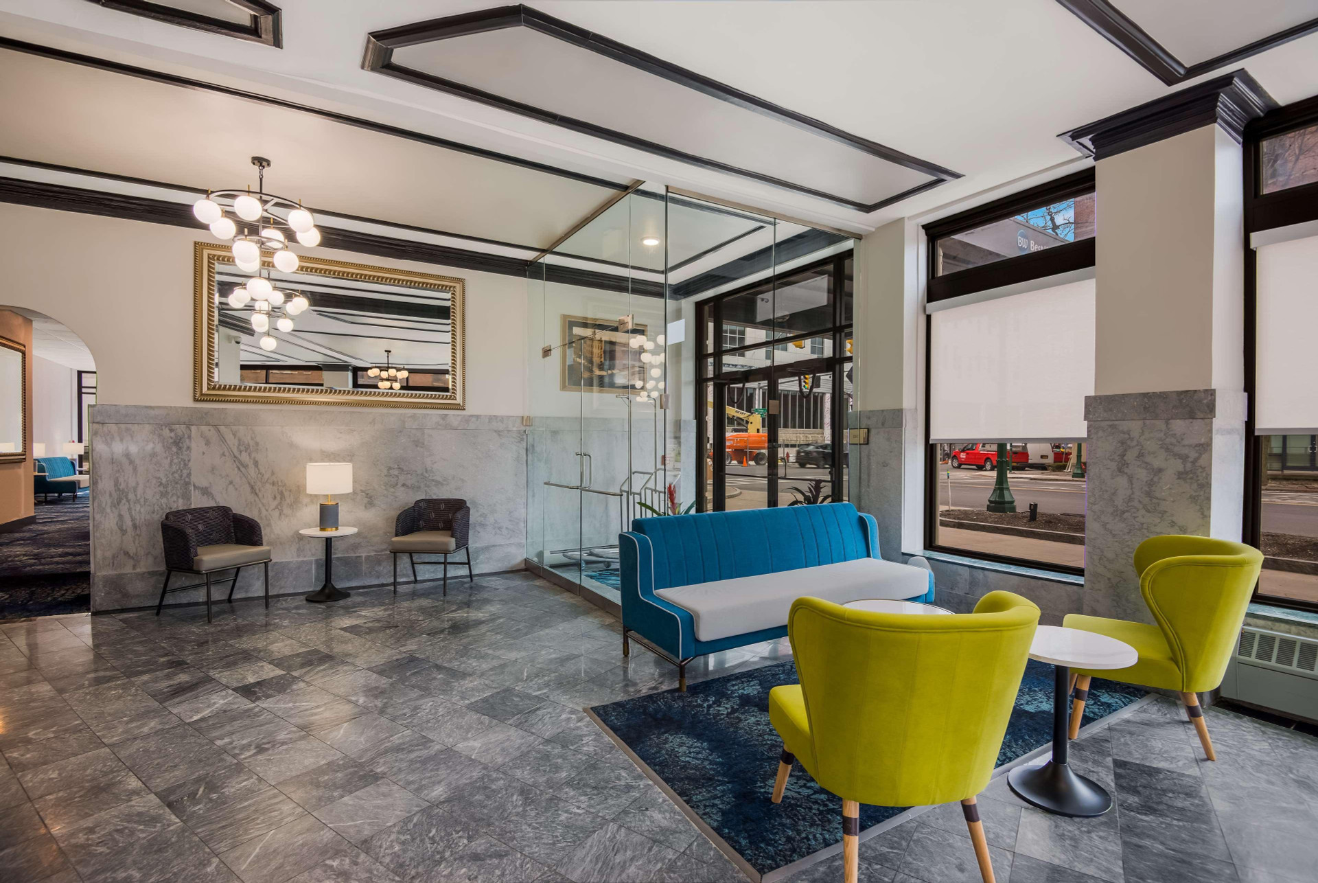 Vista Lobby Best Western Syracuse Downtown Hotel and Suites