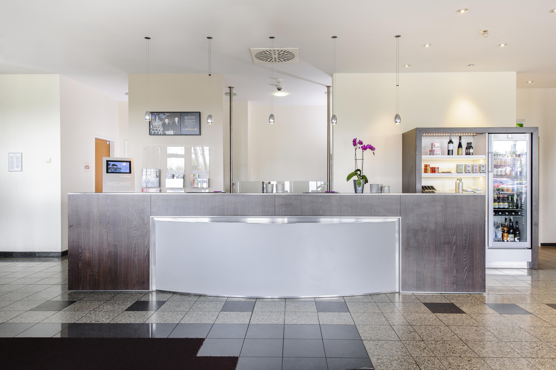 Vista Lobby Mercure Hotel Kamen Unna