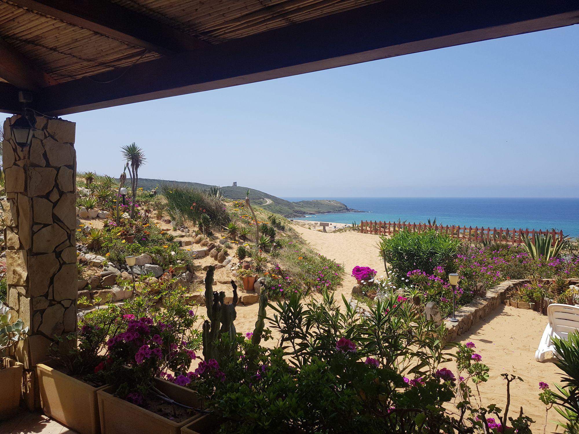 Varios Hotel Villaggio Sabbie d'Oro