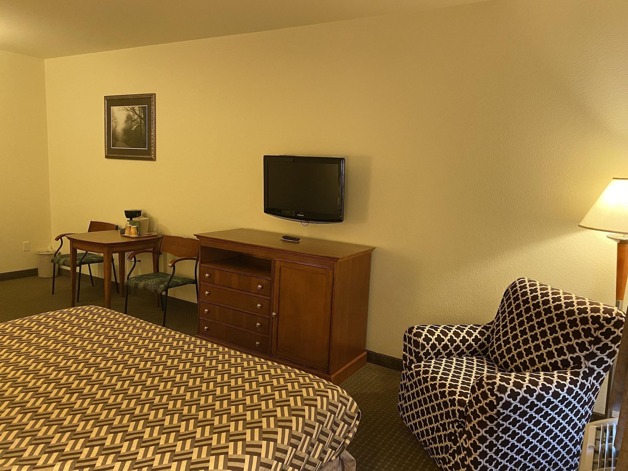 Set de Habitación A Riverside Inn Travelodge by Wyndham