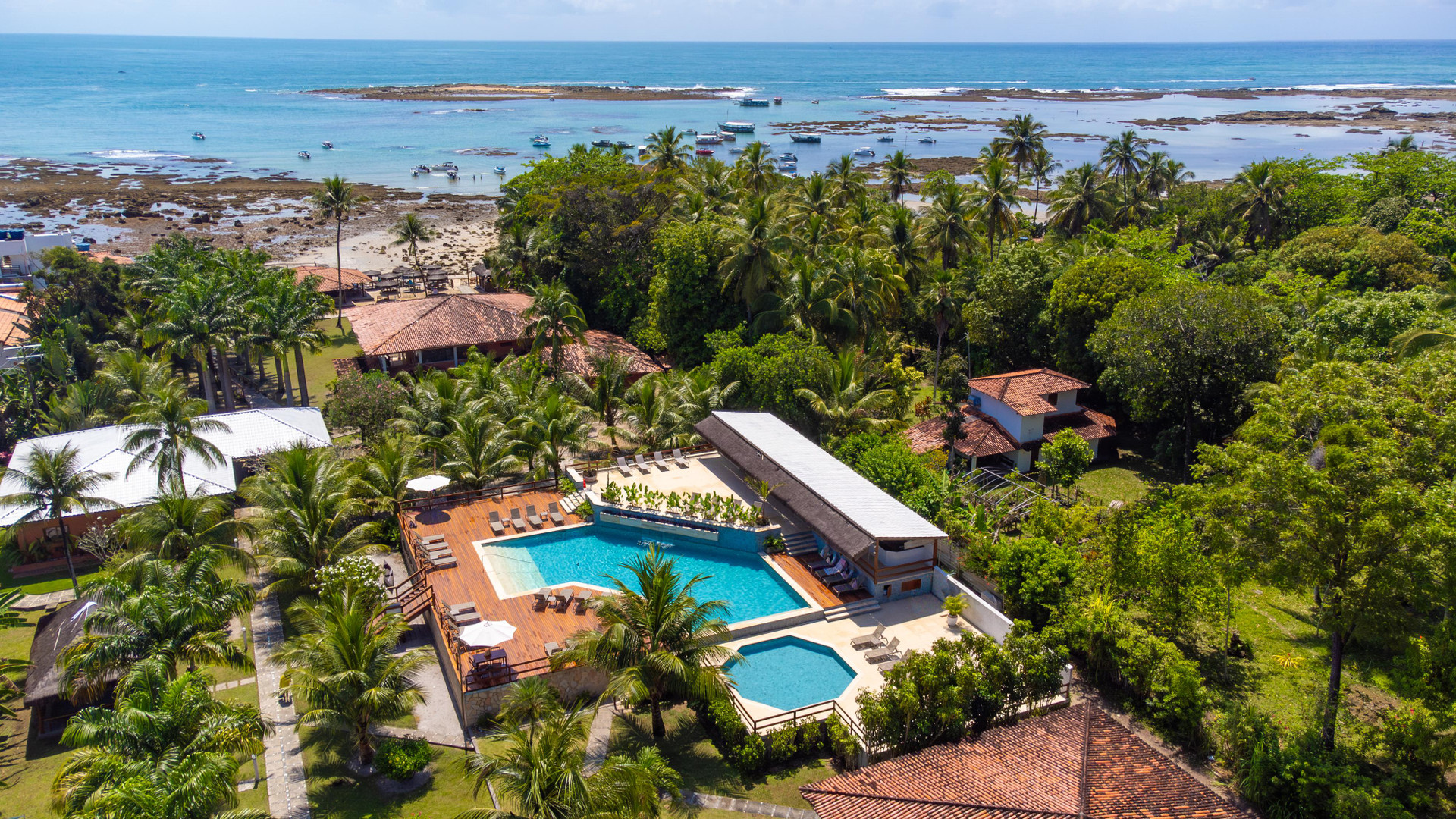 Vista Piscina Village Paraíso Tropical