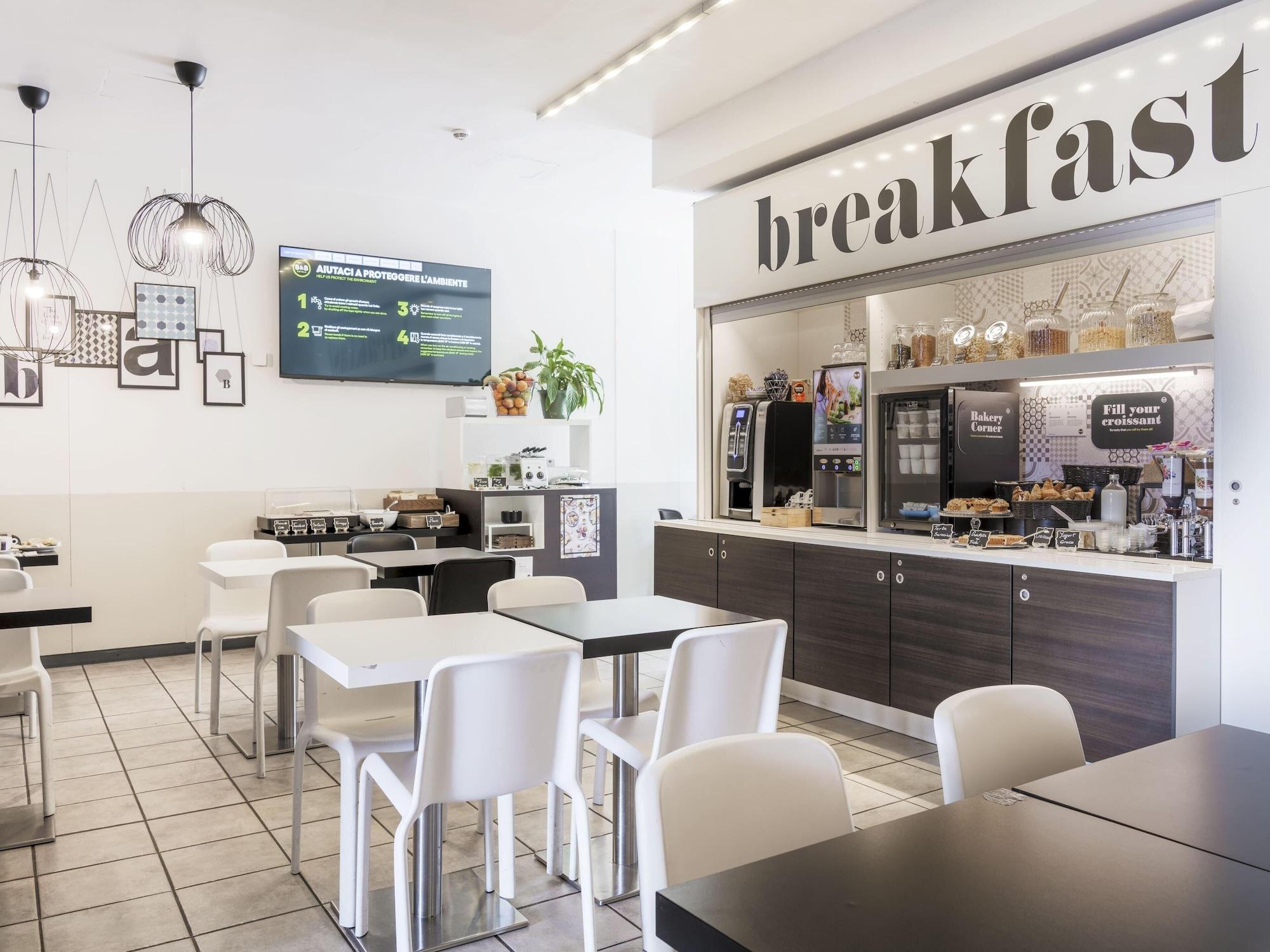 Bar/Salón B&B Hotel Bologna