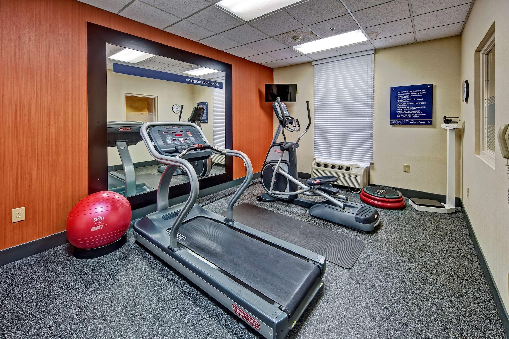 Gimnasio Hampton Inn Newberry-Opera House