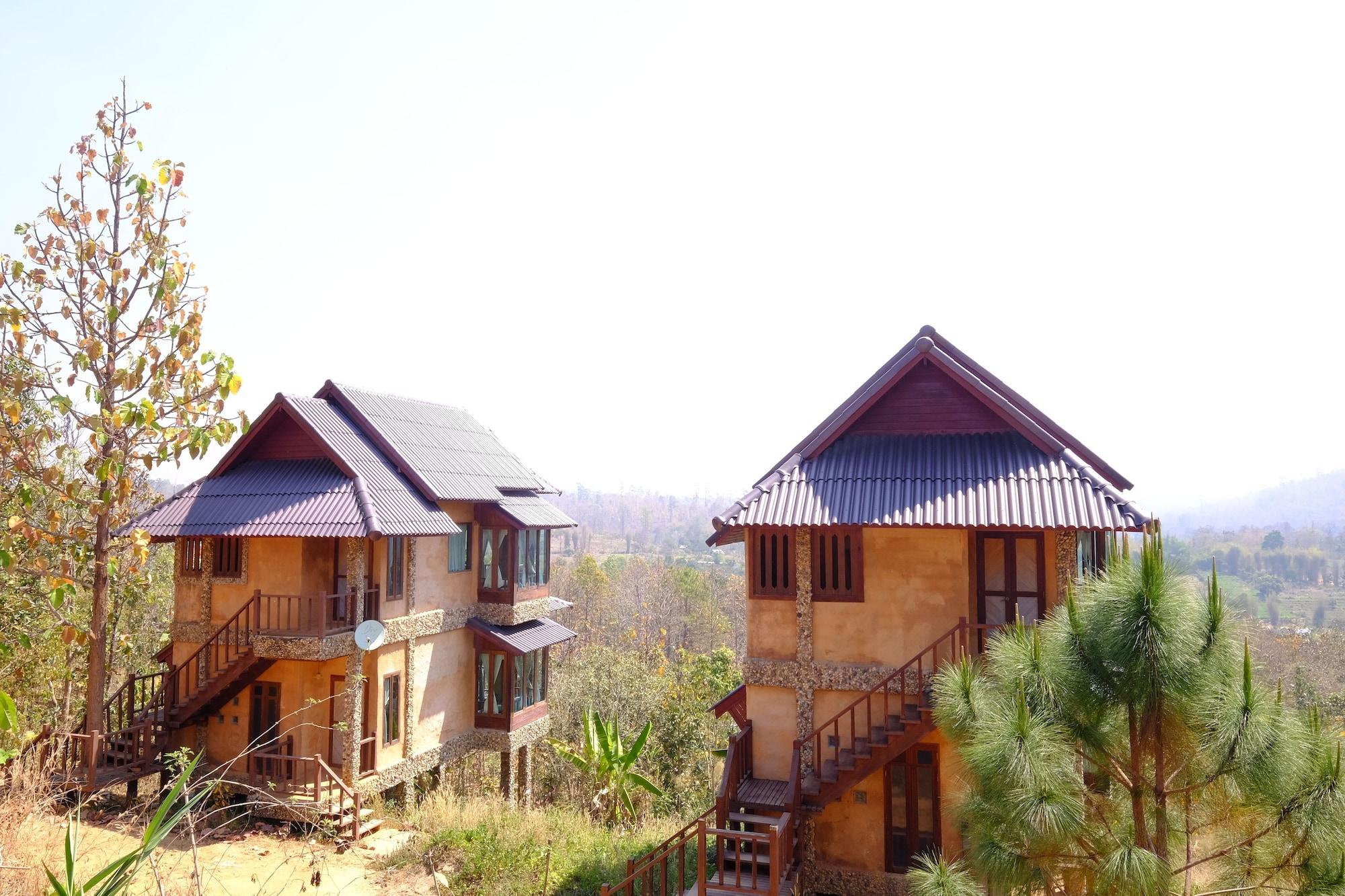 Varios Khunyuam Resort