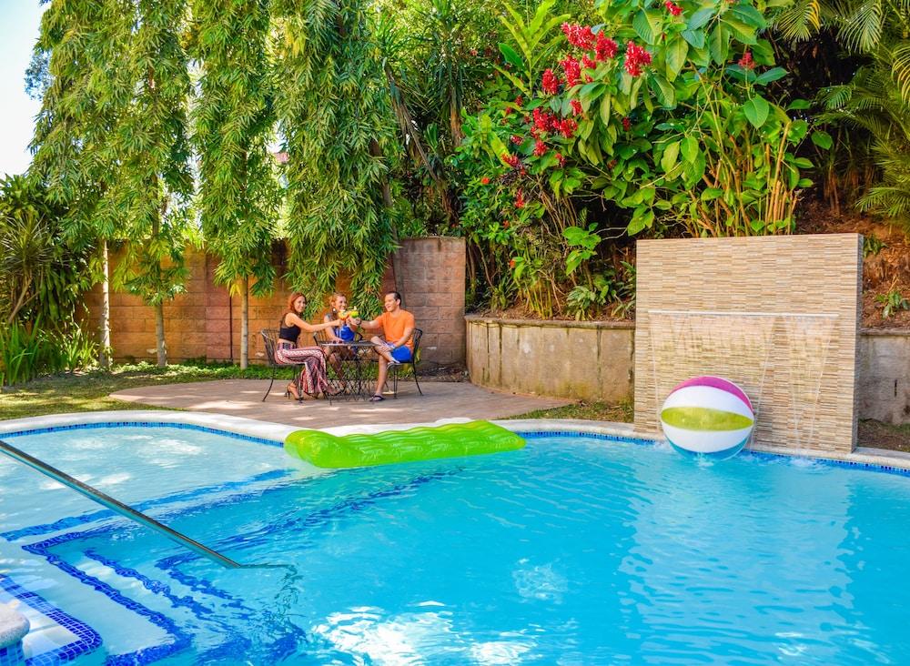 Vista Piscina Hotel Gardenia Inn