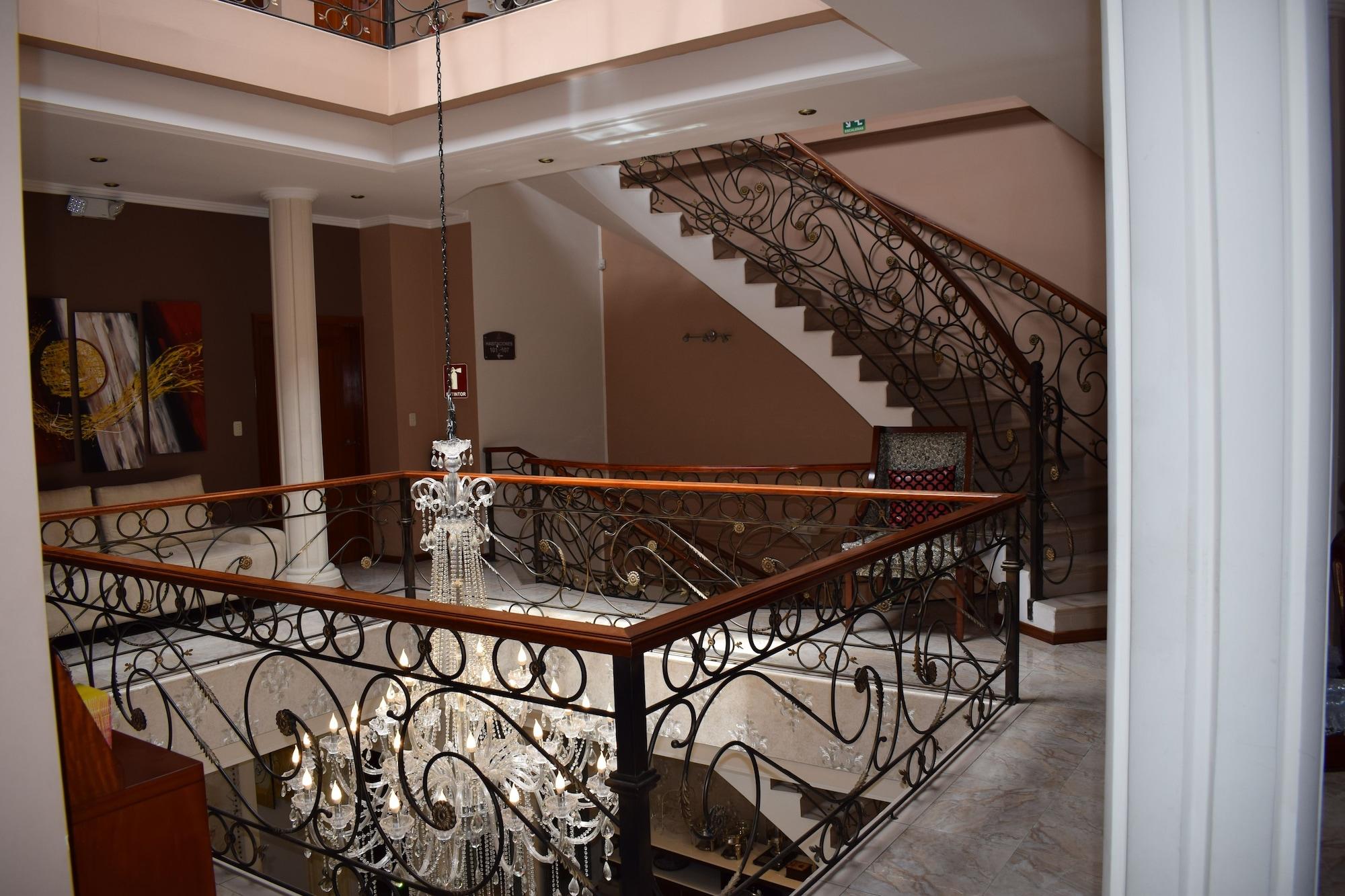 Varios Alejandrina Hotel