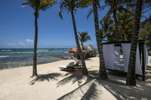 Alojamiento - Hidden Beach Resort Au Naturel Adults Only, All & More Inclusive