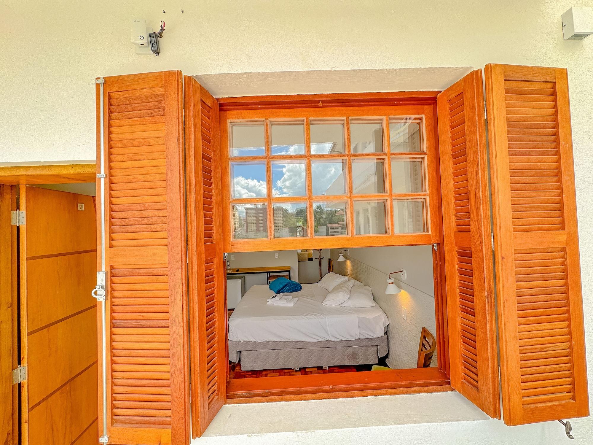 Vista Exterior Edifício Barros