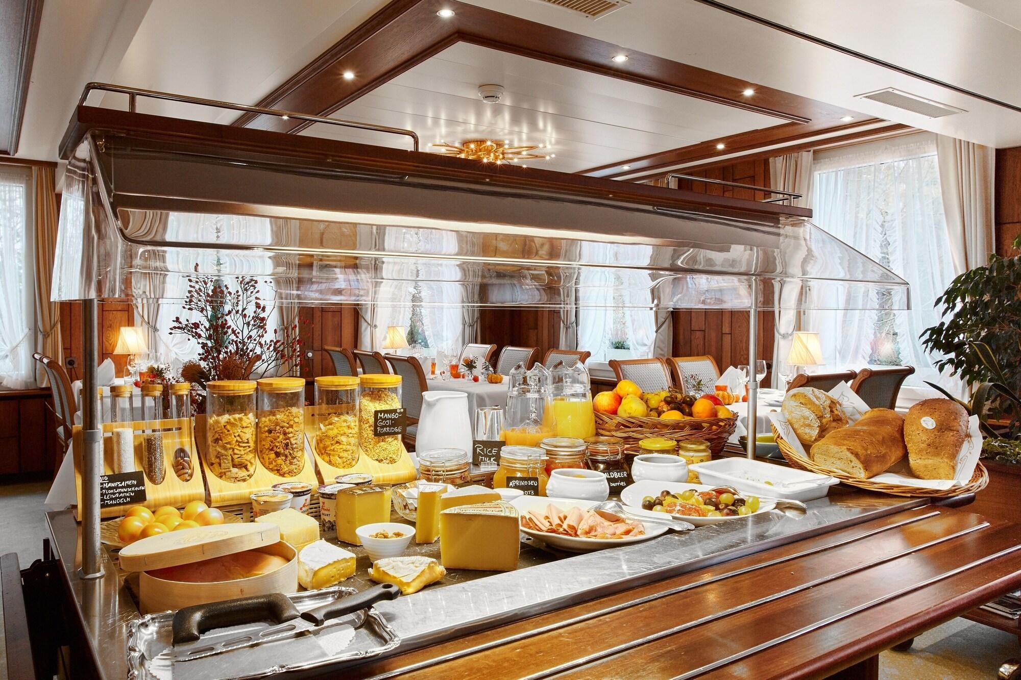 Restaurant Hotel und Spezialitätenrestaurant zur Linde