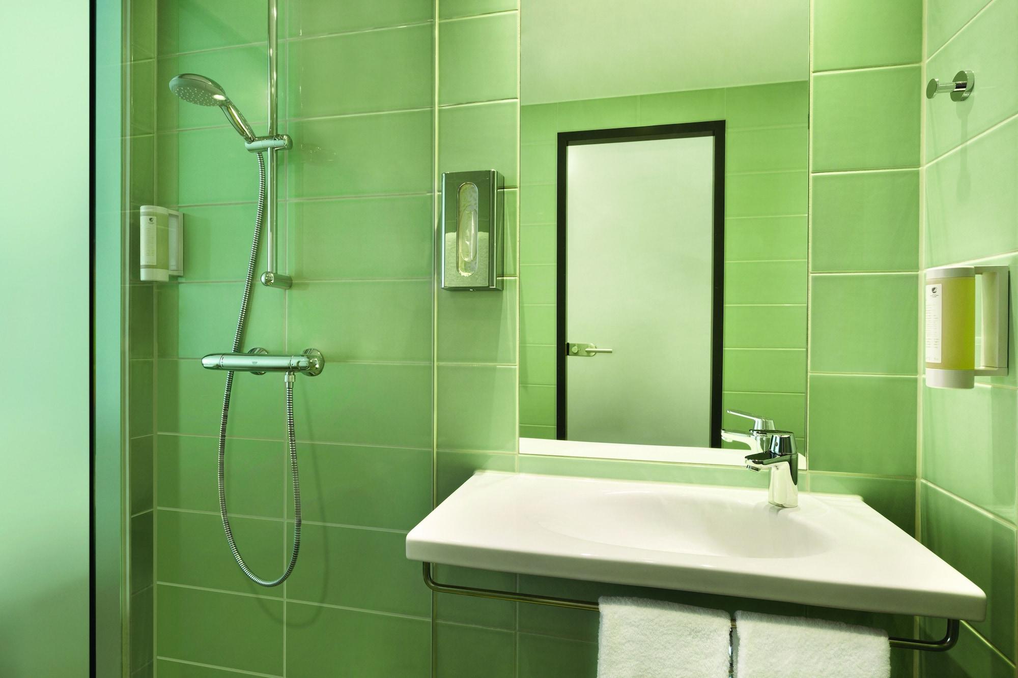 Equipamiento de Habitación Super 8 by Wyndham Hamburg Mitte
