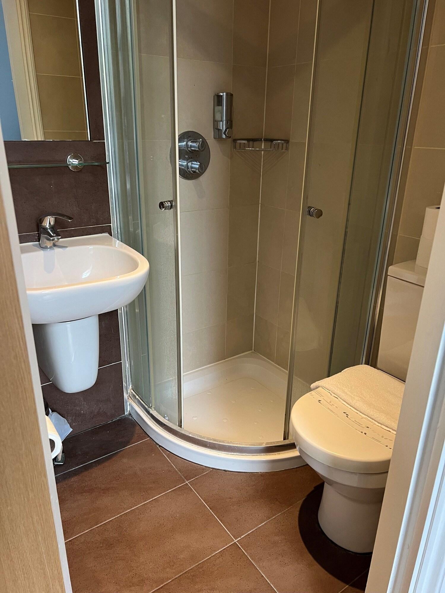 Equipamiento de Habitación Coronation Hotel