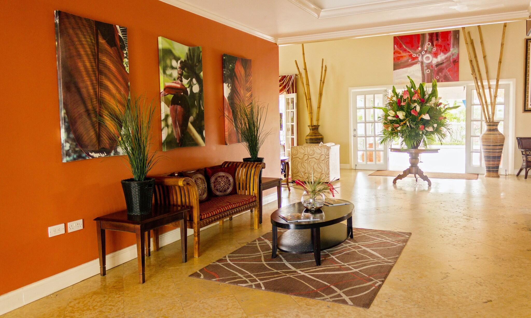Vista Lobby Bay Gardens Beach Resort and Spa