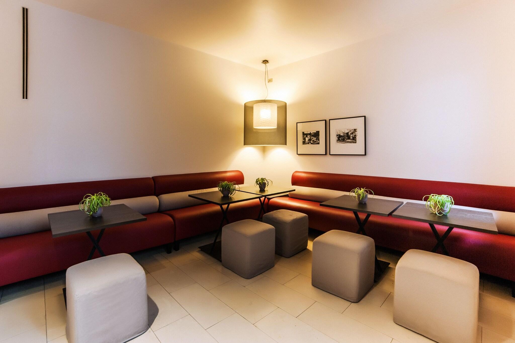 Vista Lobby Hotel Casa Poli