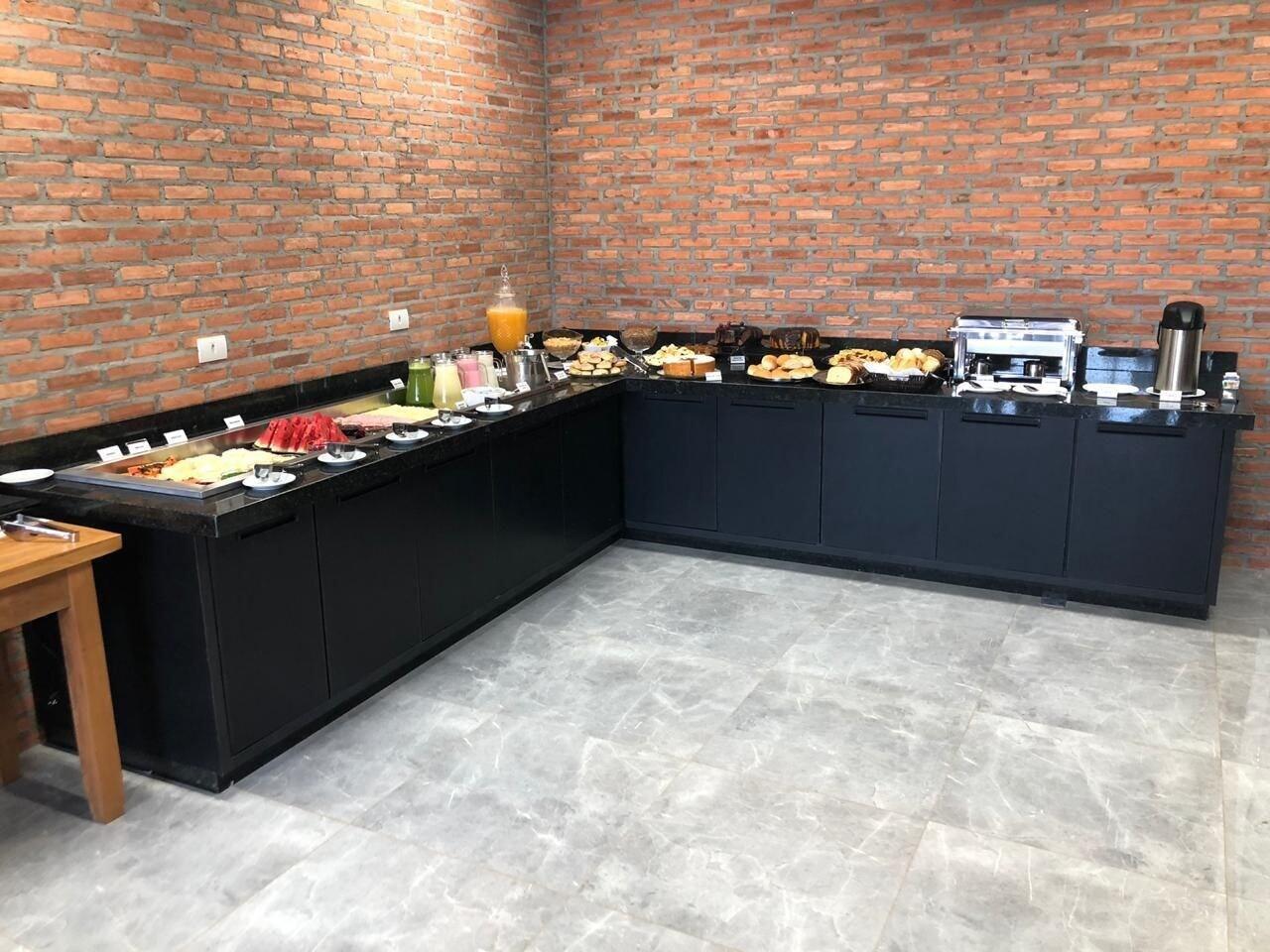 Restaurant Hotel Matrix