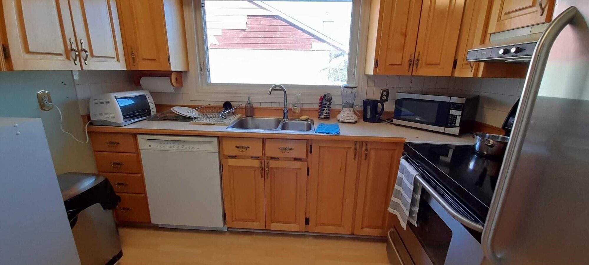 Comodidades del Alojamiento Algonquin Daily & Monthly Rooms