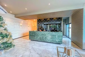 Alquiler Vacacional - Alba: 3-bedroom wide and elegant apartment