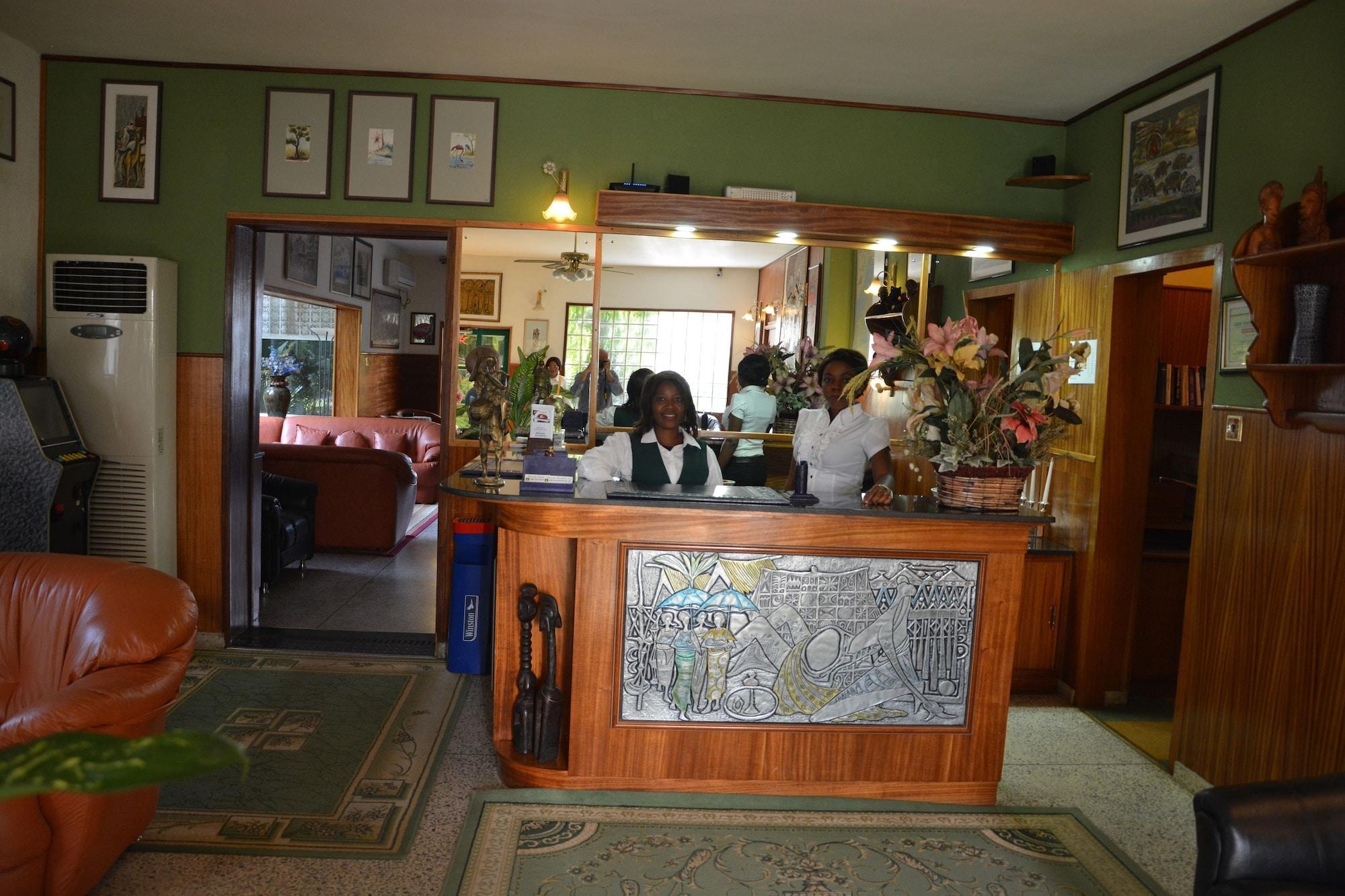 Vista Lobby MANUELA RESIDENCE