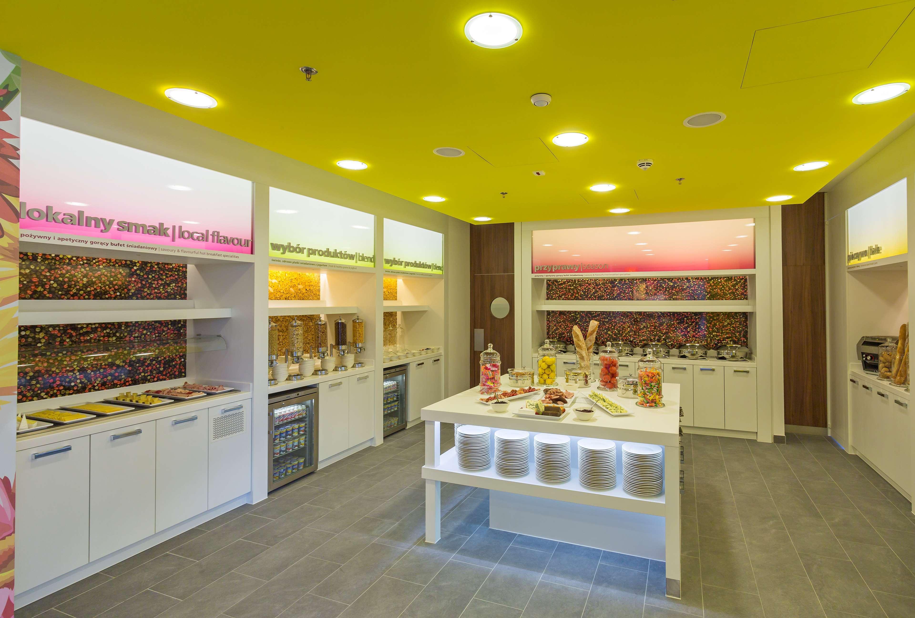 Restaurant Hampton by Hilton Warsaw City Centre