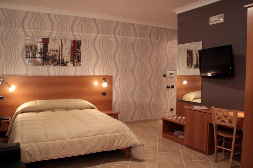 Varios Hotel Ristorante Nido d'Aquila