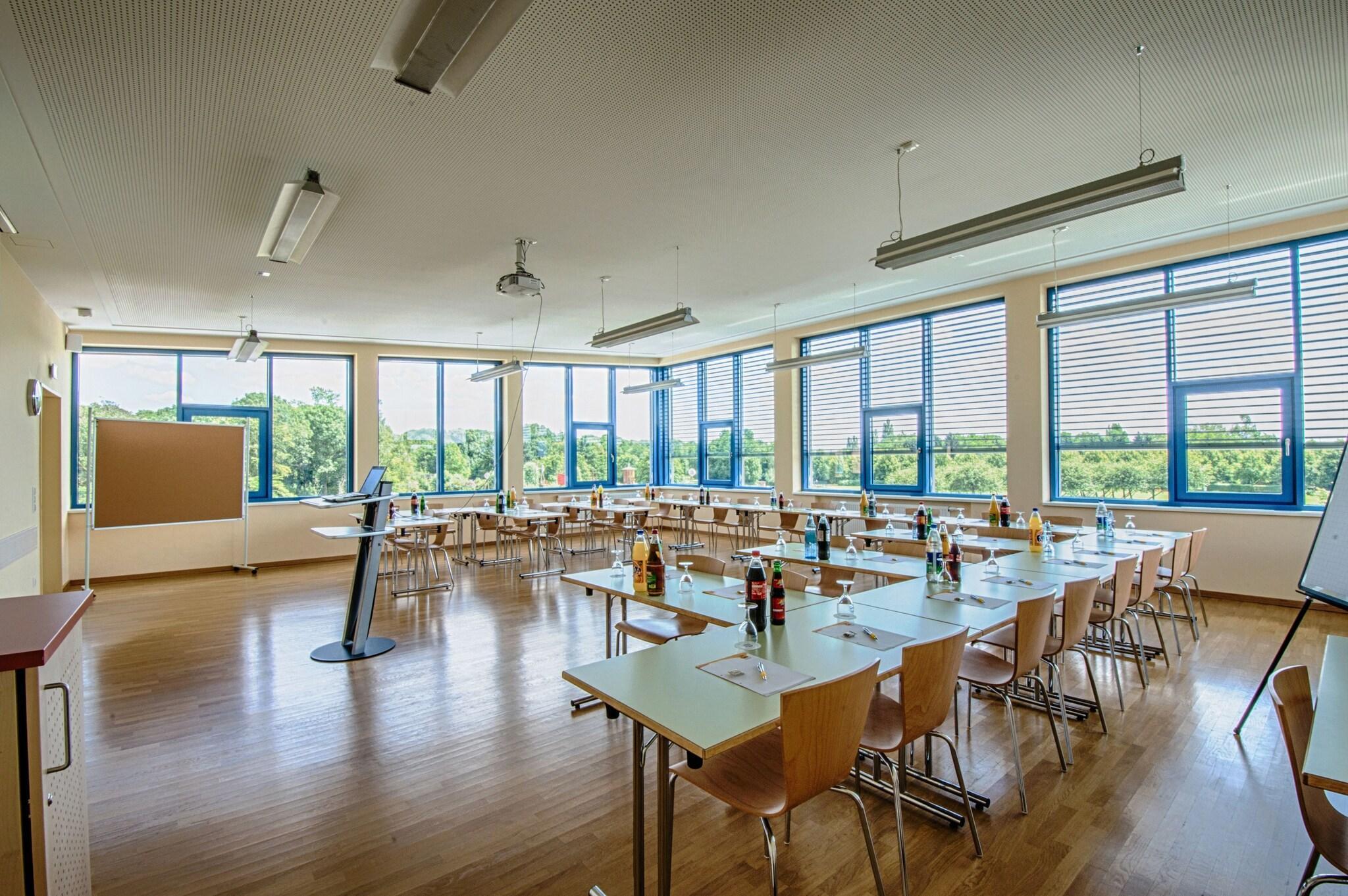 Centro de Negocios JUFA Jülich Energiewelt Indeland im Brückenkopf-Pa