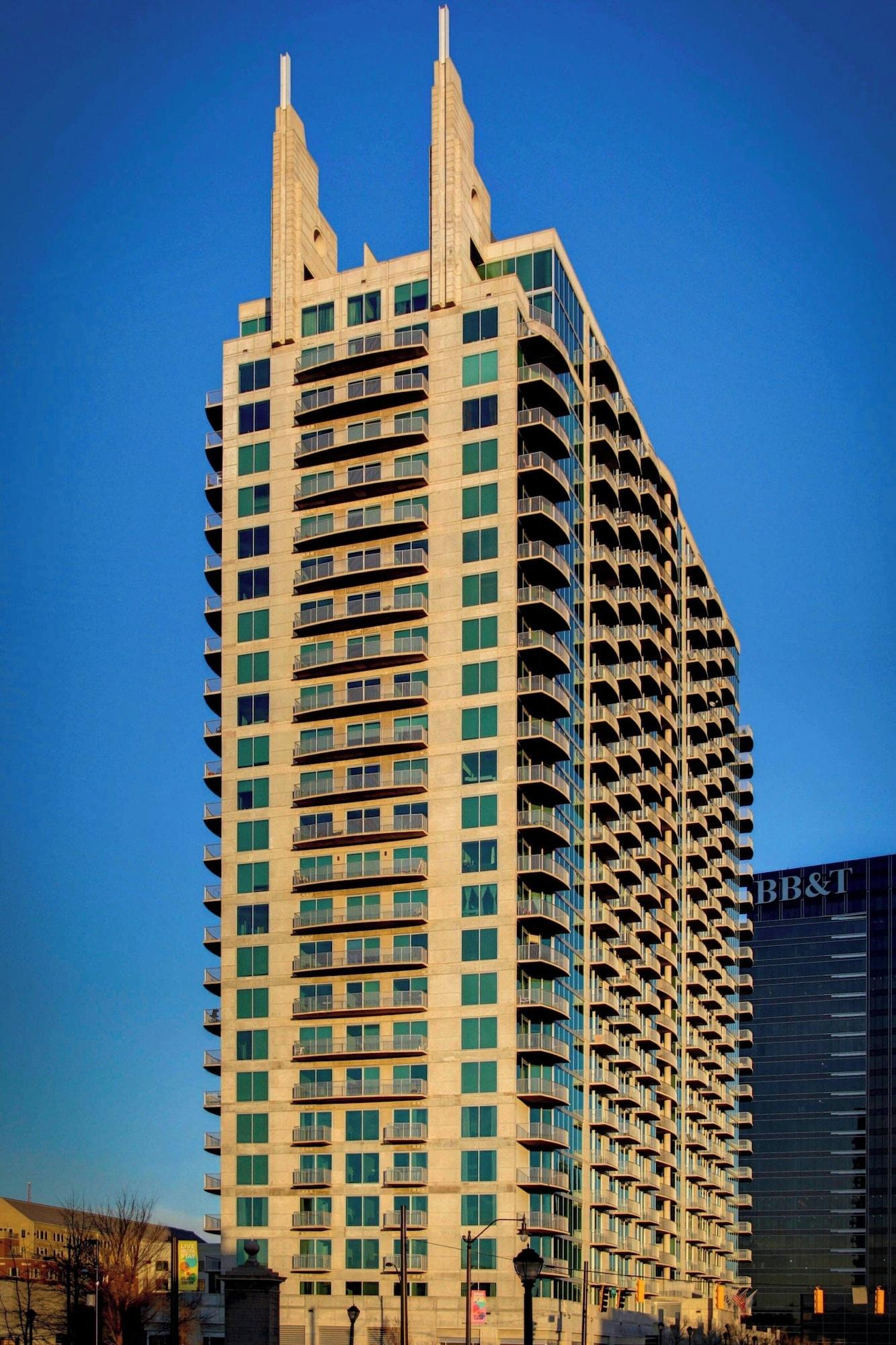 Vista Exterior Twelve Midtown, Autograph Collection