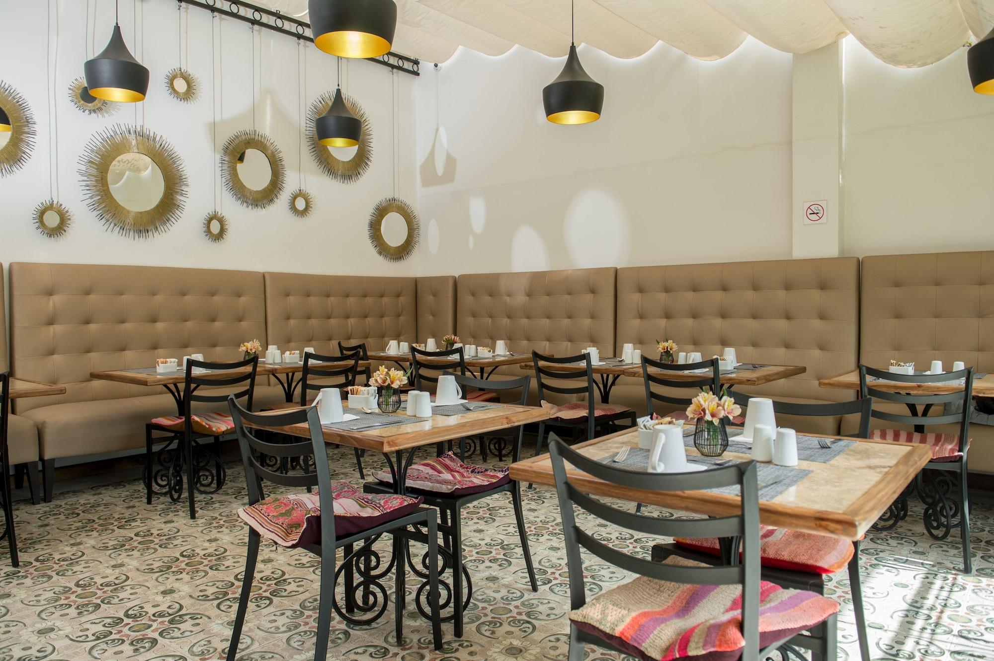 Restaurant Casa Esmeralda By Katari