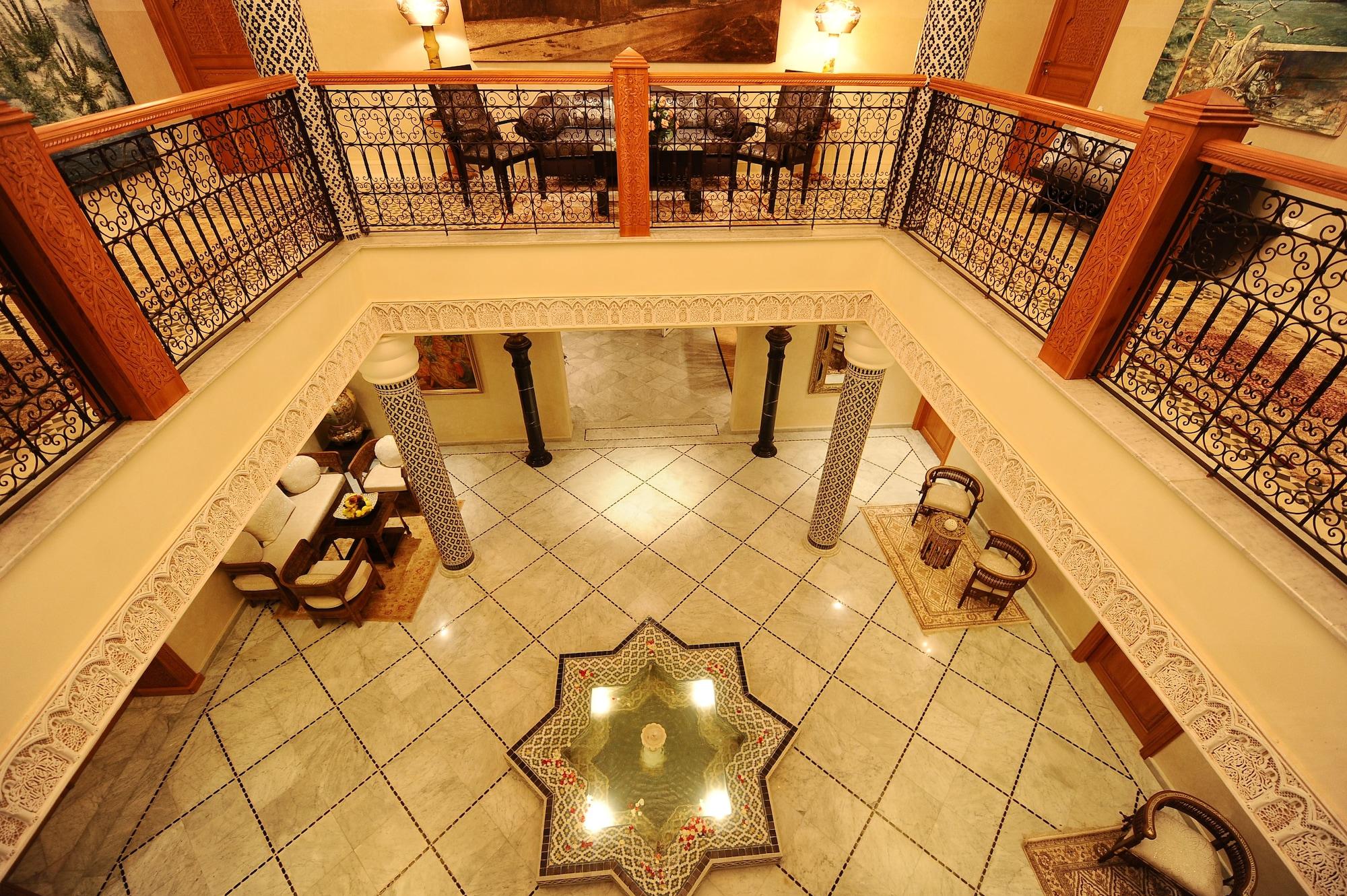 Vista Lobby Palais Amador