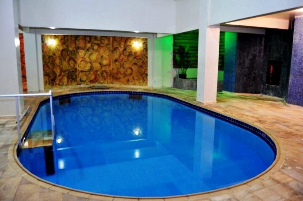 Vista Piscina Treze Tilias Park Hotel