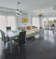 Alquiler Vacacional - Apartamento con Terraza, Preciosas Vistas, Parking