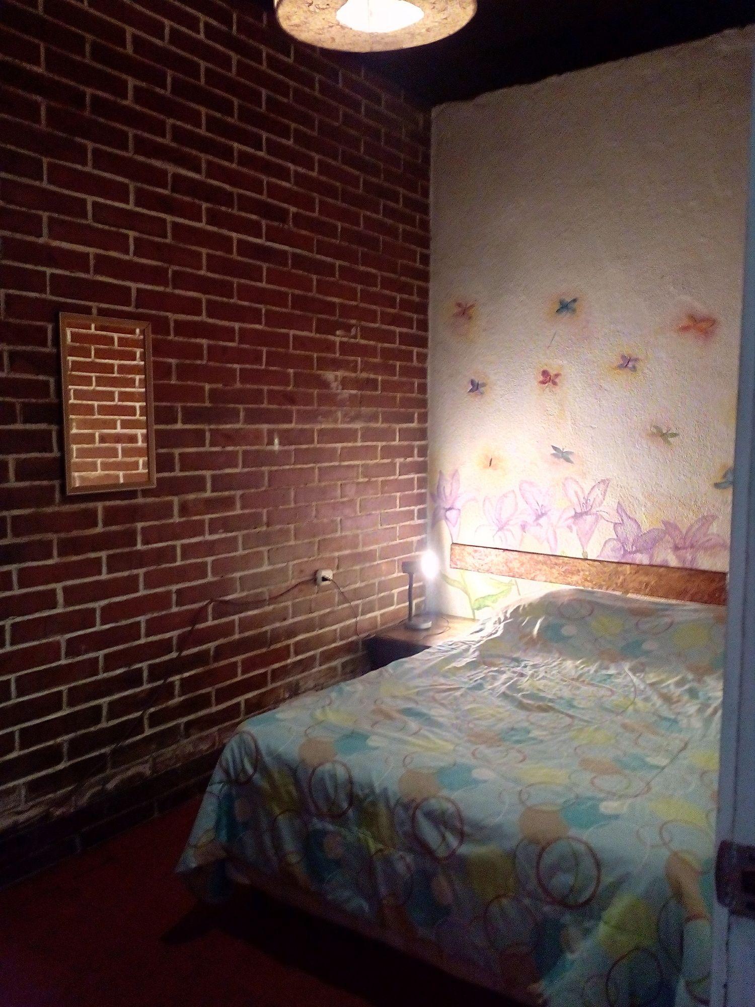 Hotel Hostel y Restaurante Casa Jacaranda