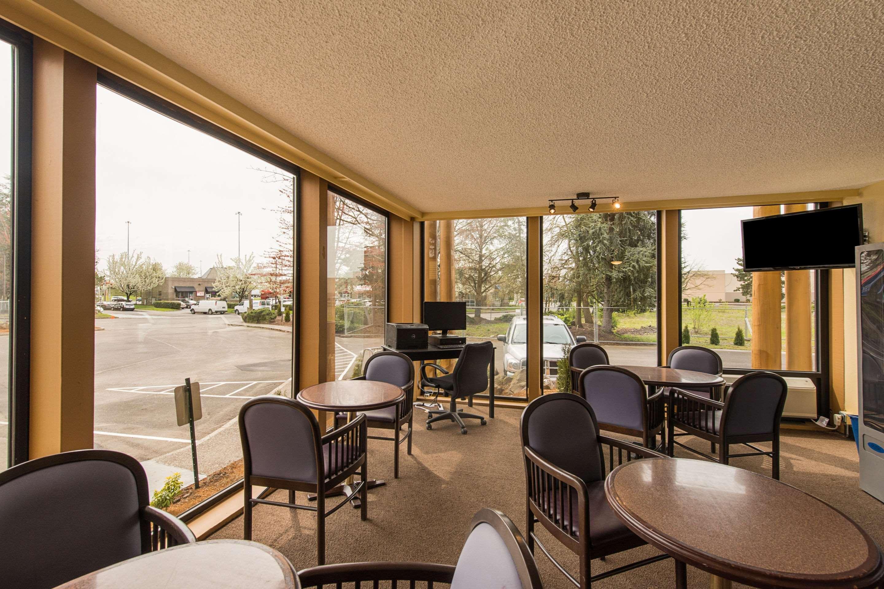 Restaurant Rodeway Inn & Suites Portland - Jantzen Beach