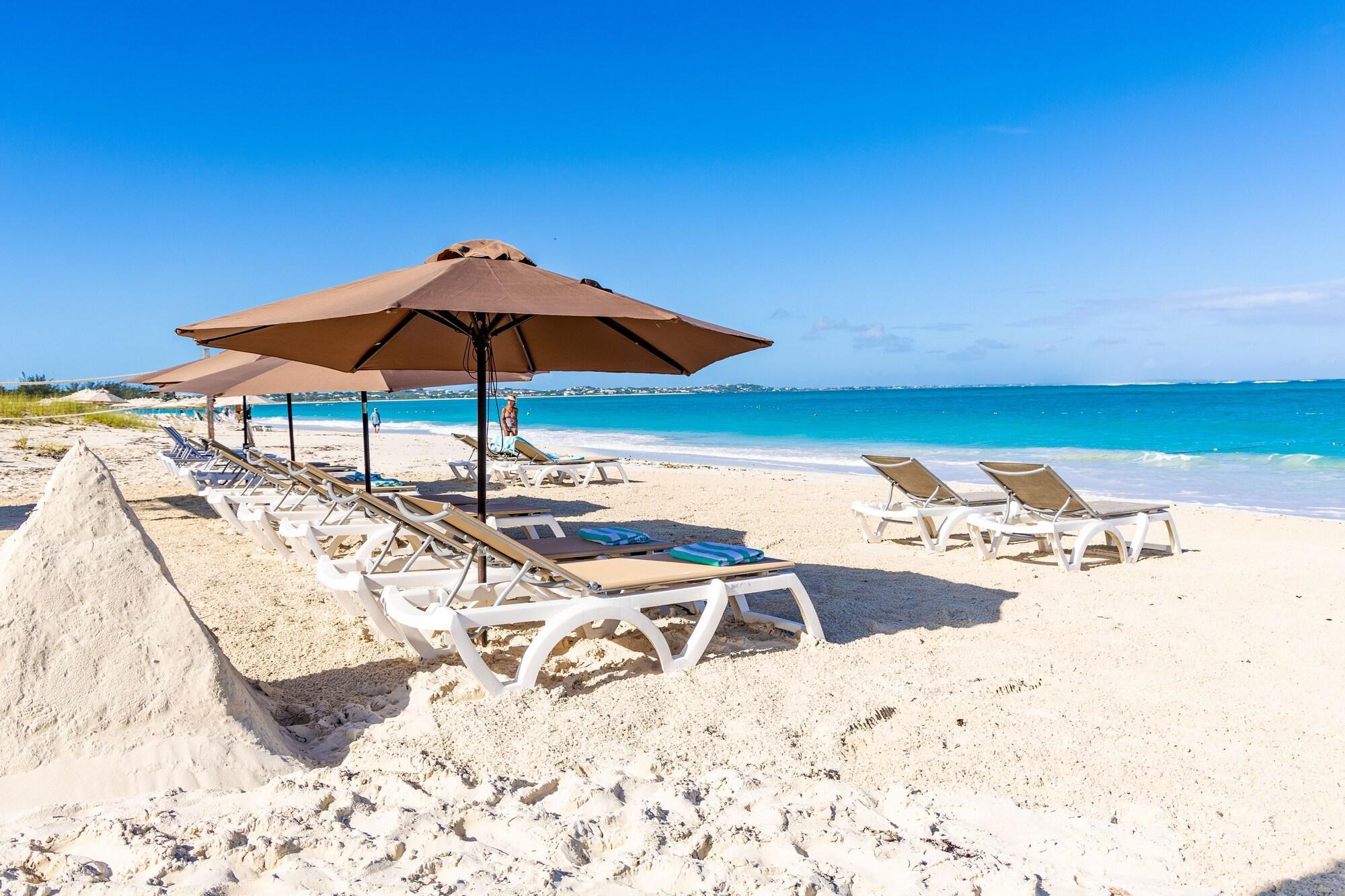 Vista Exterior Seascape Grace Bay Hotel & Townhome Villas