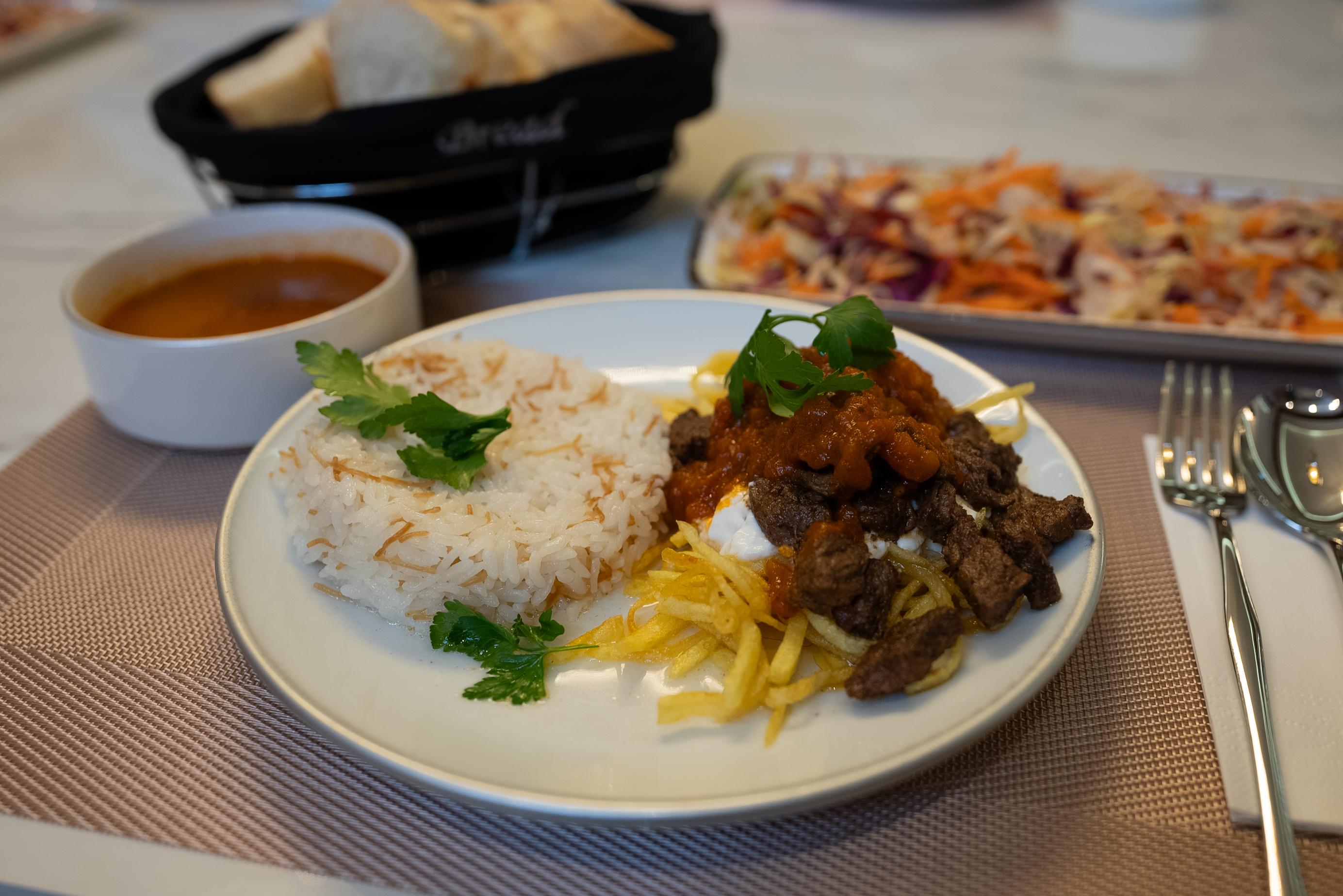 Restaurant Golden River By Continent